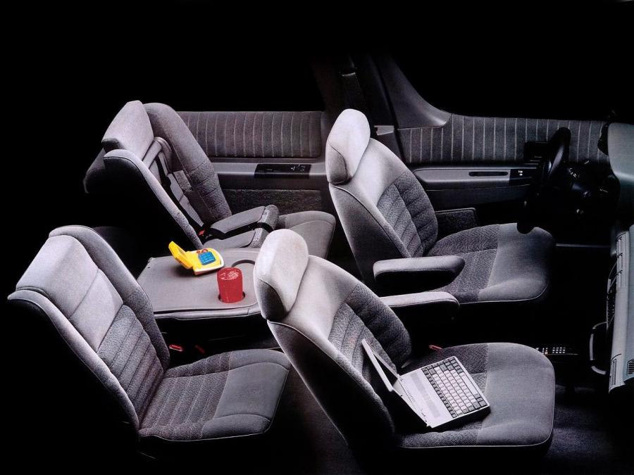  Chevrolet Lumina Minivan 1993 года  (фото 4 из 8)
